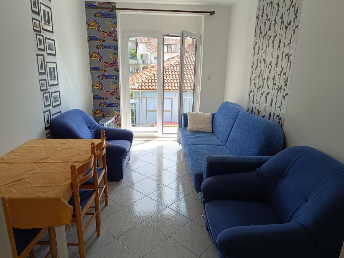 Hostel Rasema Трогир Экстерьер фото