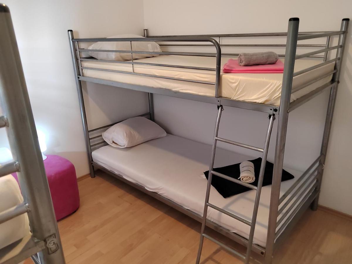 Hostel Rasema Трогир Экстерьер фото